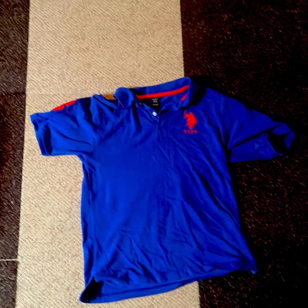 Polo shirt short sleeve size medium